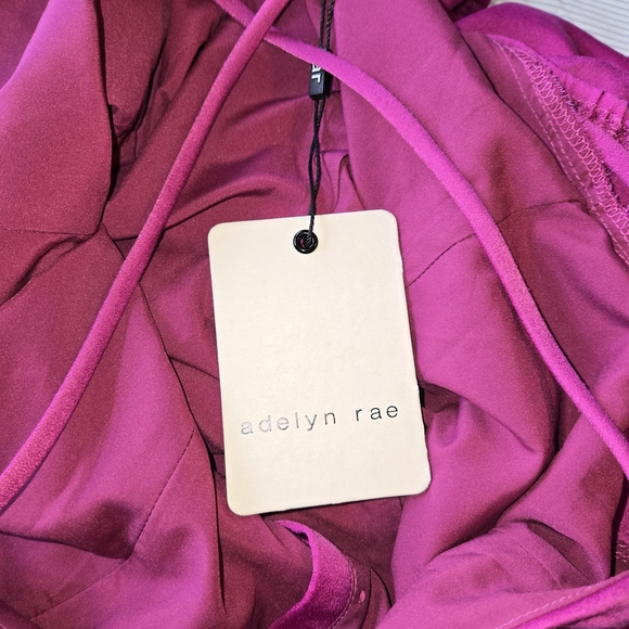 Adelyn Rae Magenta Puff Sleeve Midi Dress - Picture 7 of 10